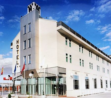 Hotel Ciudad De Fuenlabrada Exterior photo