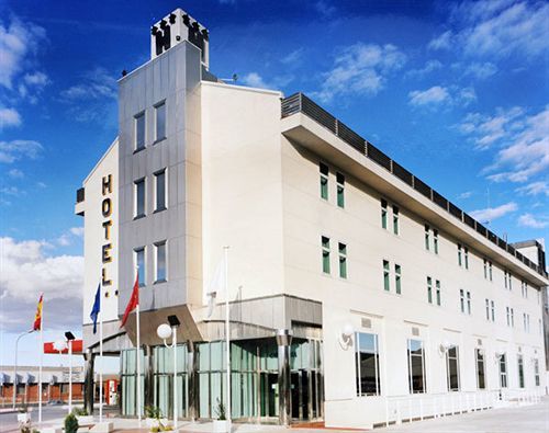 Hotel Ciudad De Fuenlabrada Exterior photo